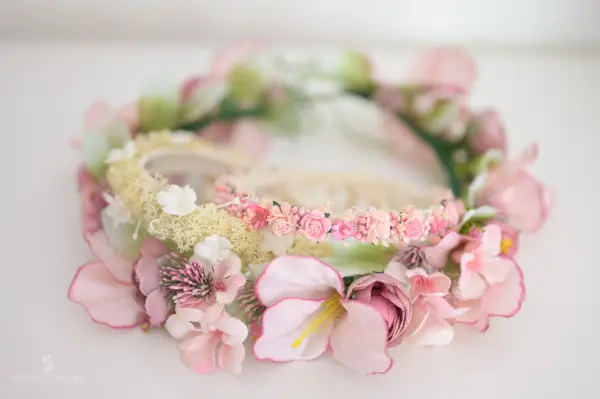 Photo accessoires couronne fleurs - Aurélie Stavinga photographe Grenoble Voiron