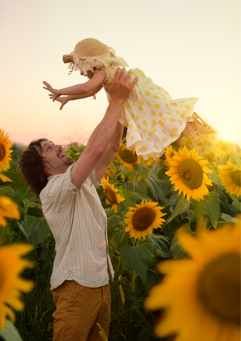 Séance photo dans un champs de tournesols Studio Stavinga